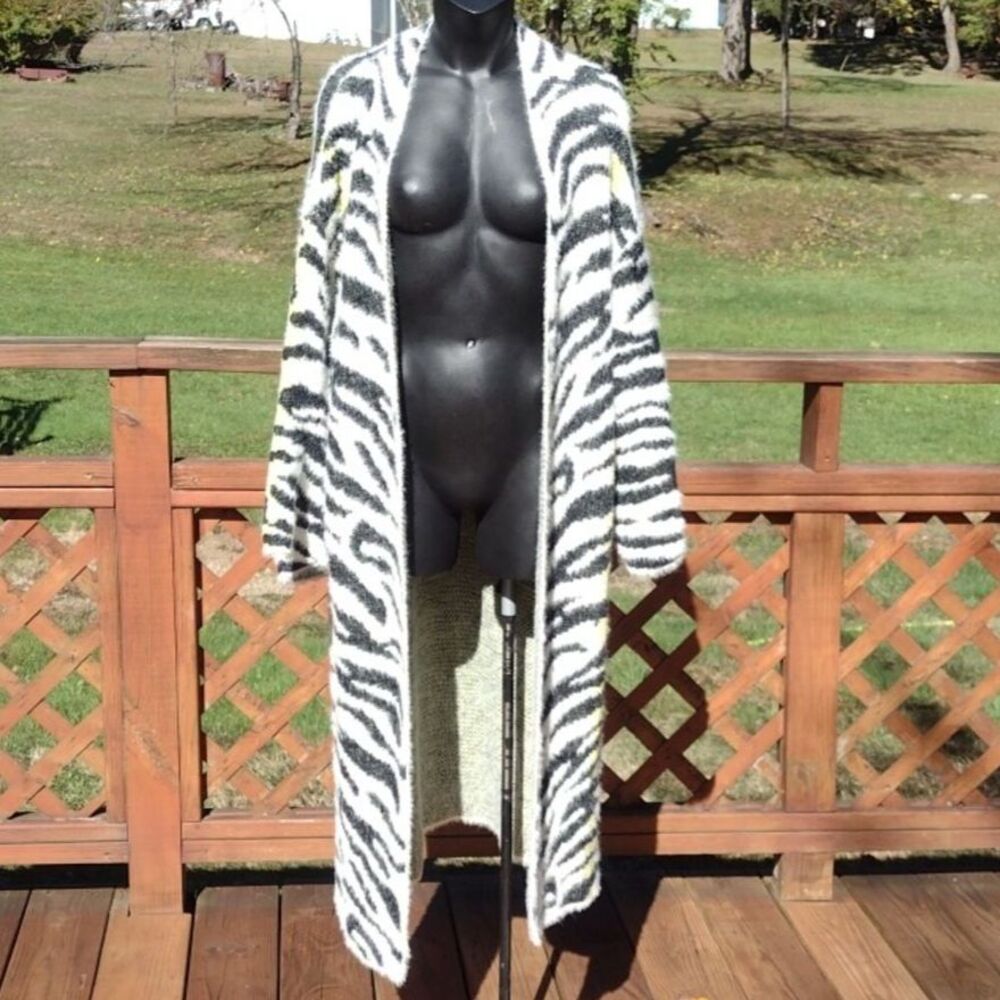 Do Everything In Love Fuzzy Animal Print Duster Cardigan One Size